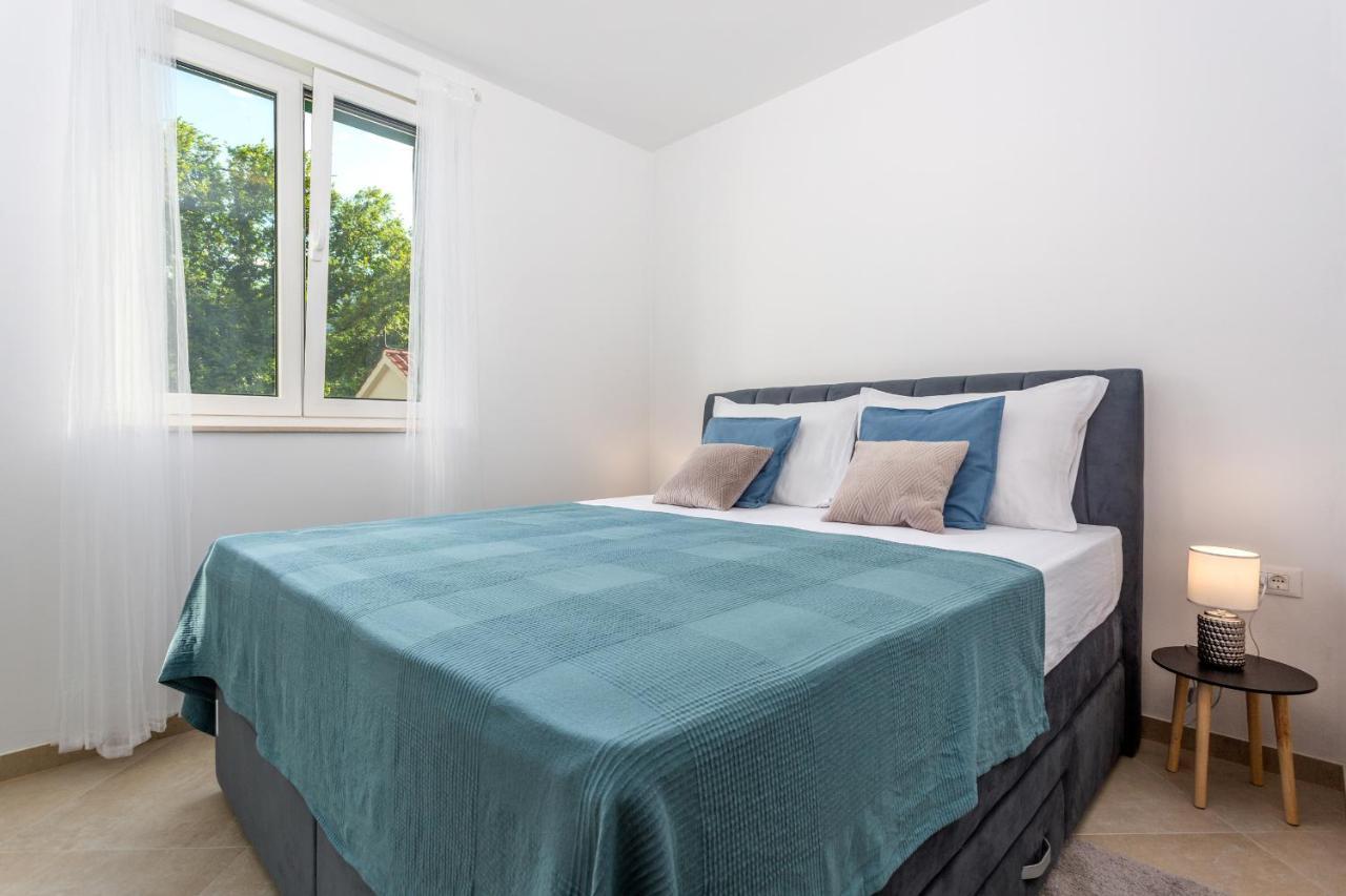 Divine Apartments Baška Eksteriør billede