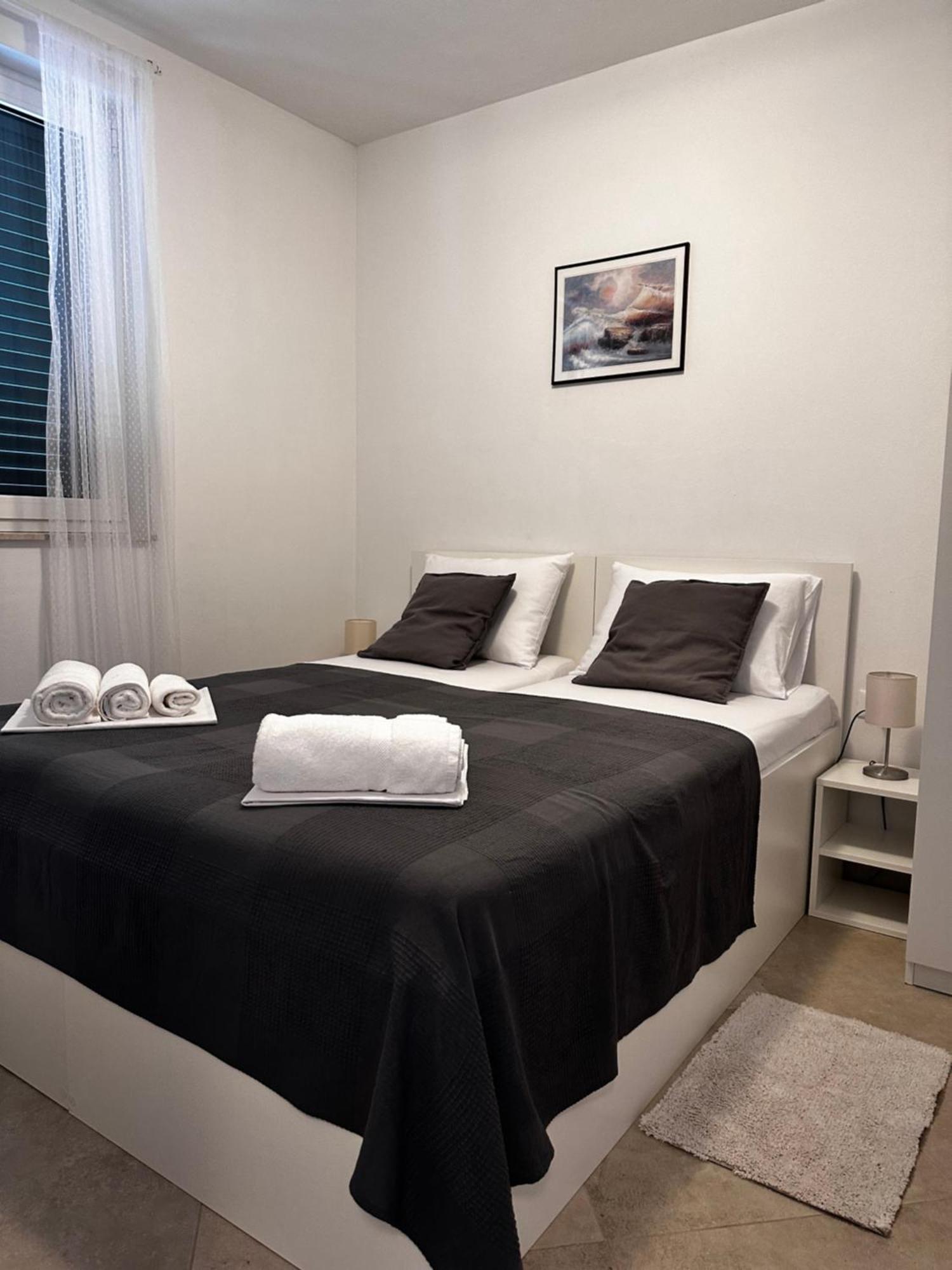 Divine Apartments Baška Eksteriør billede
