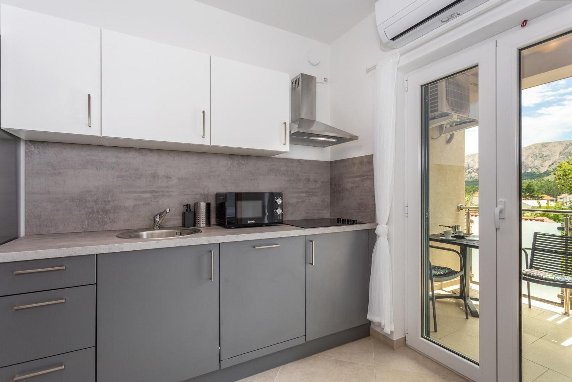 Divine Apartments Baška Eksteriør billede