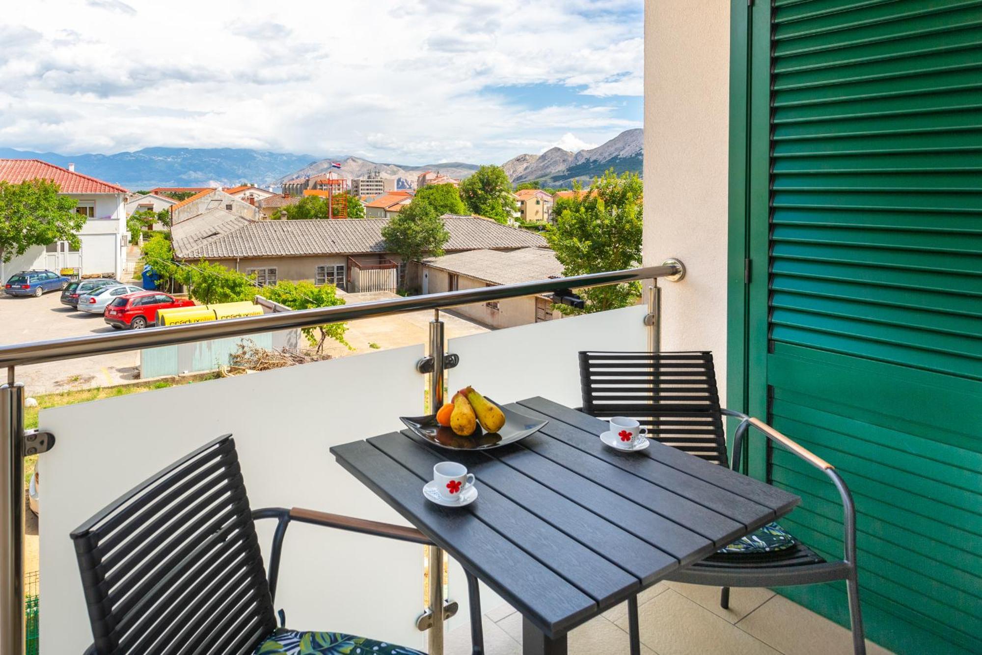 Divine Apartments Baška Eksteriør billede