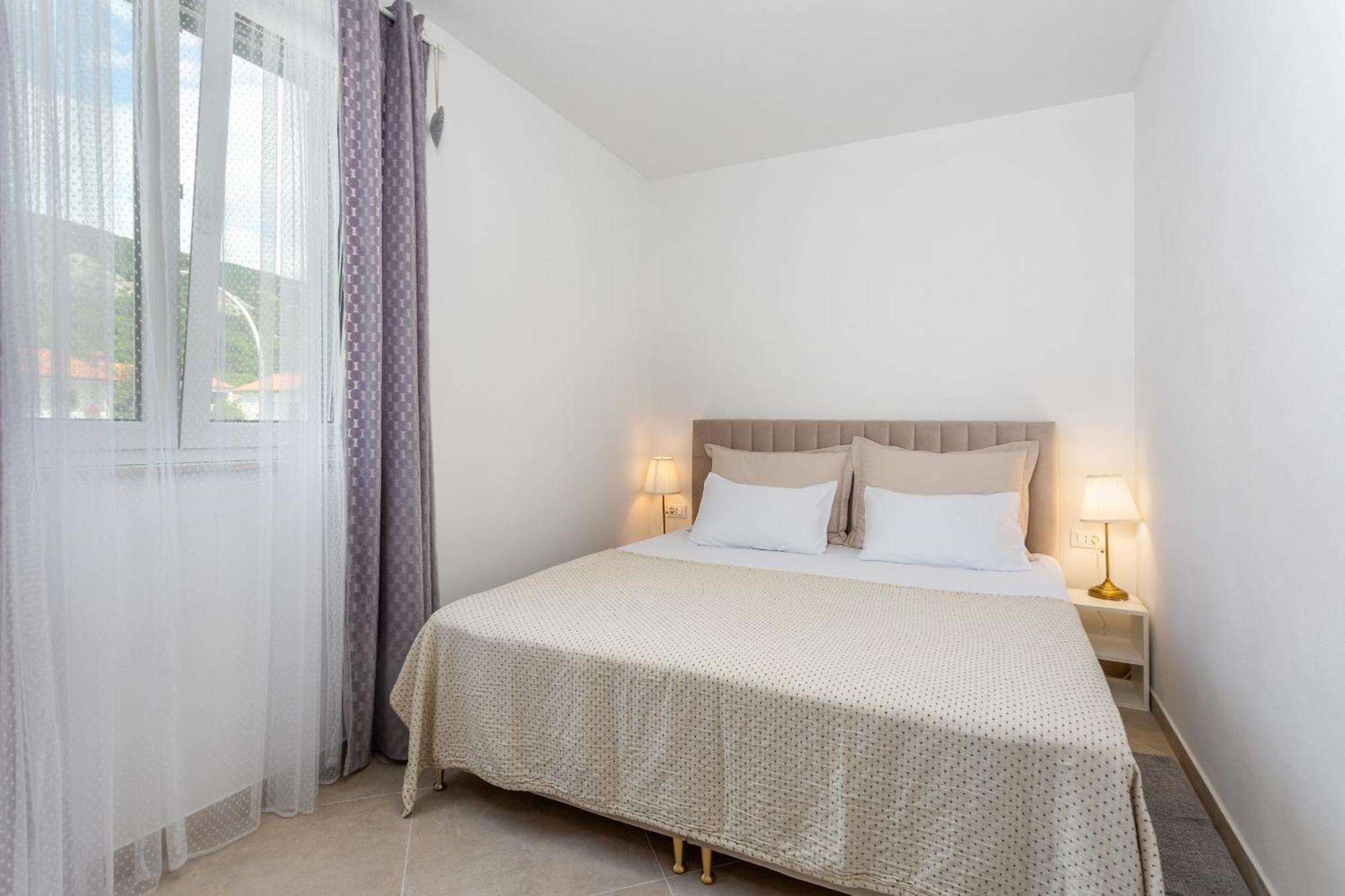 Divine Apartments Baška Eksteriør billede