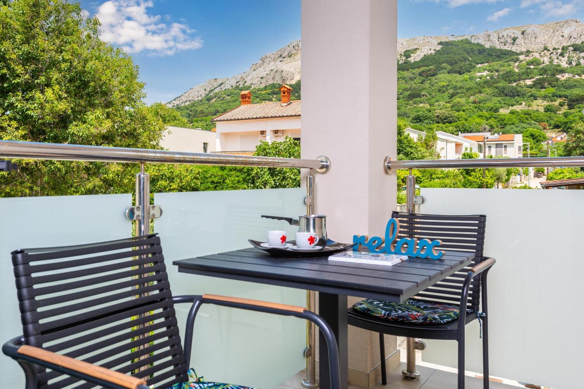 Divine Apartments Baška Eksteriør billede